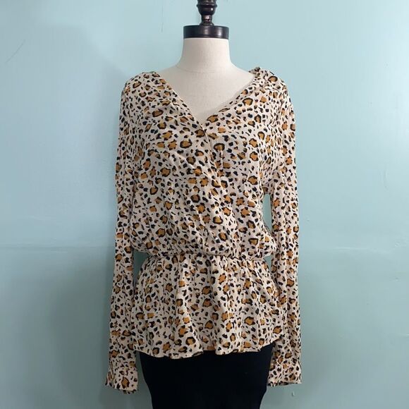 Velvet Heart Cheetah Print Faux Wrap Peplum Top - Picture 2 of 6